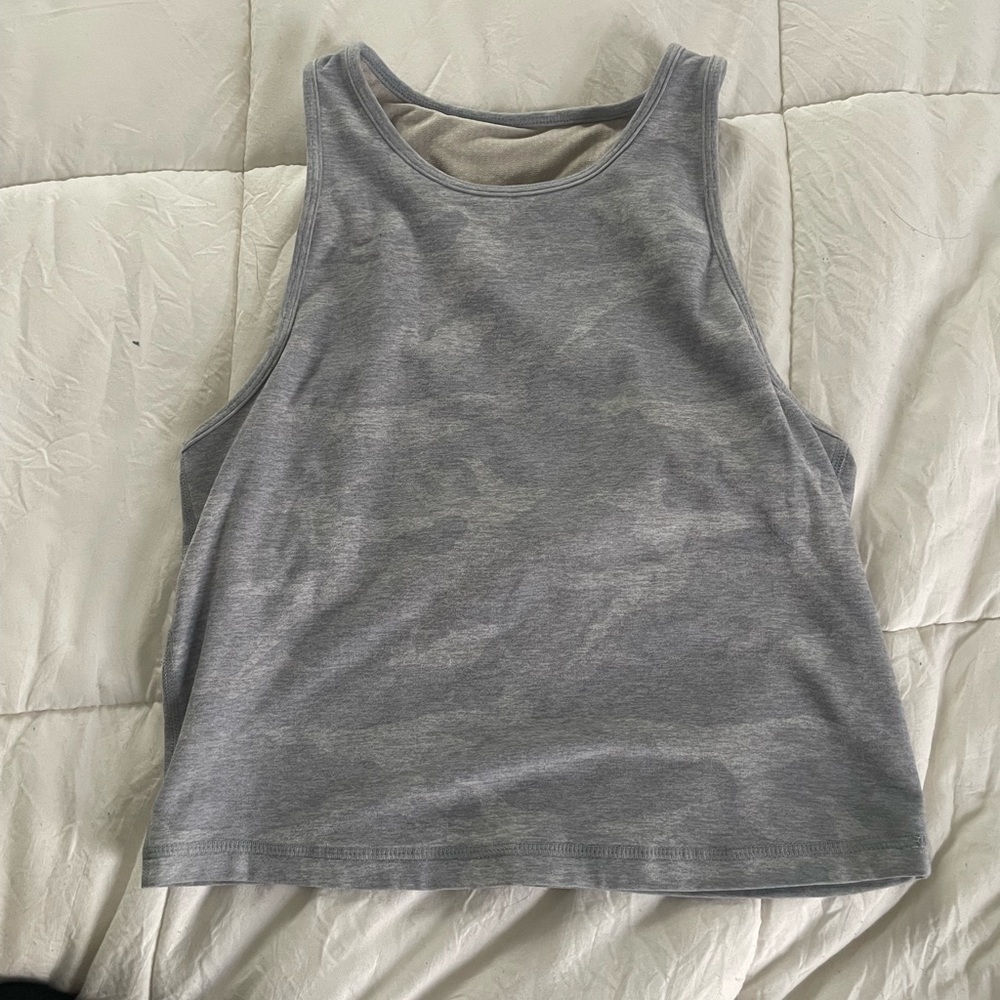Elevation Plyo Tank Vuori